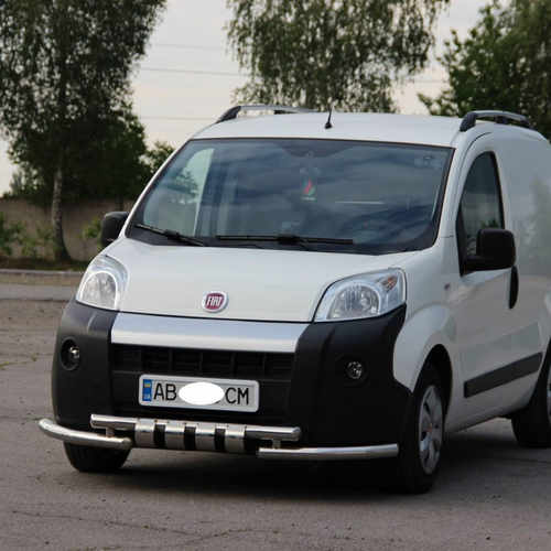 Захист переднього бампера подвійний з грилем для Fiat Fiorino III 2008-2013