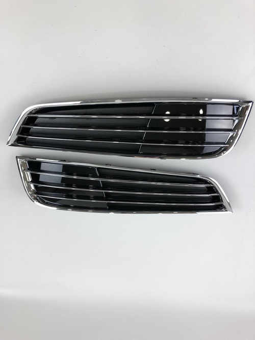 Грати в бампер Audi A8 D4 10-14г у стилі W12