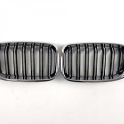 Решітка радіатора ніздрі BMW X4 F26 2014-2018рік Чорні Глянцеві з Хром Рамкою