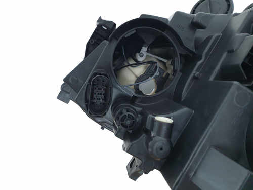 Передні фари Фара RH (Галоген) на Mercedes-Benz GLA-Class X156 2013-2017 року