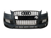 Передній бампер ( в стилі SQ7 ) + DRL Audi Q7 4L 2005-2015 року