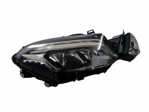 Передні фари (Led Adaptive) на Mercedes-Benz GLE-Class W166 2015-2018 року