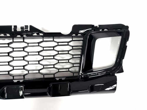 Решітка в бампер середня на BMW 7 Series G11/G12 2019-2023 року