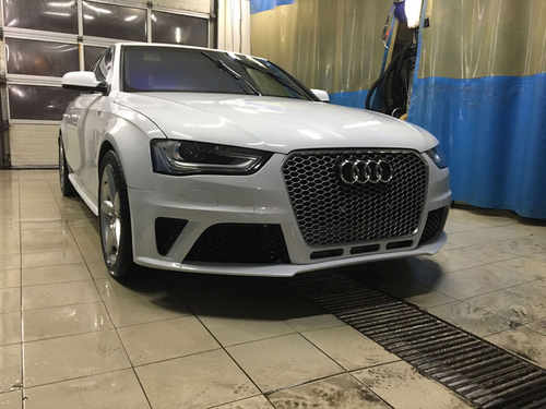 Передній бампер (стиль RS4) на AUDI A4 B8 2011-2015 року