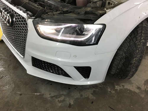 Передній бампер (стиль RS4) на AUDI A4 B8 2011-2015 року