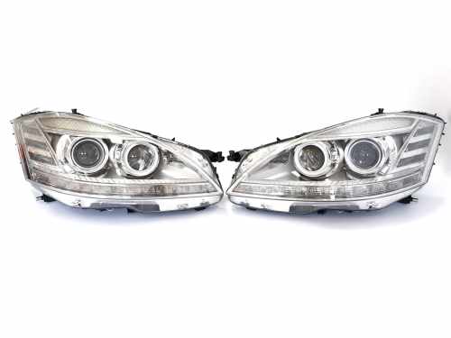 Передні фари (Bi-Xenon LCI) заміна до рестайлінгу на Mercedes-Benz S-Class W221 2005-2009 року
