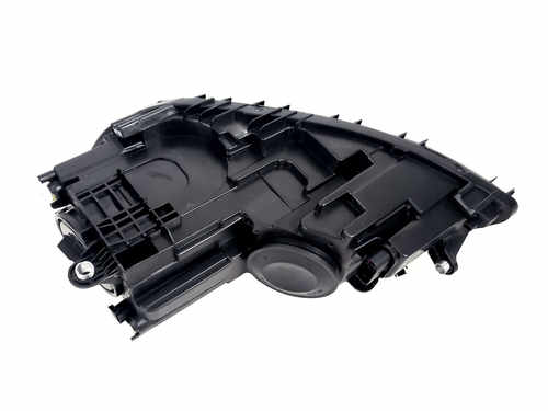 Передні фари (Xenon) 9pin на Volkswagen Jetta 2010-2015 року