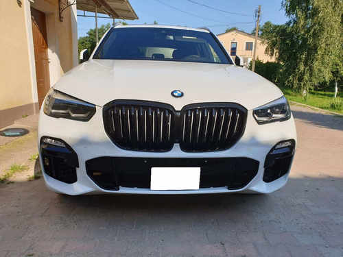 Ніздрий Чорний глянець (1 BAR) на BMW X5 G05 2018-2022 року