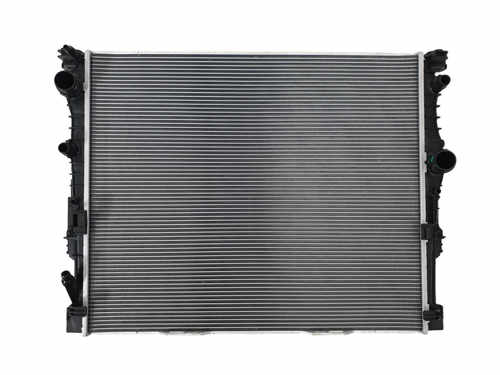 Радіатор охолодження на BMW 5 Series G30/G31 2017-2020 року
