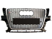 Решітка радіатора Chrome Black (в стилі RSQ5) на AUDI Q5 8R 2008-2012 року