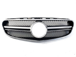 Решетка радиатора Silver Matte AMG + рамка на Mercedes-Benz E-Class W212 2013-2016 года