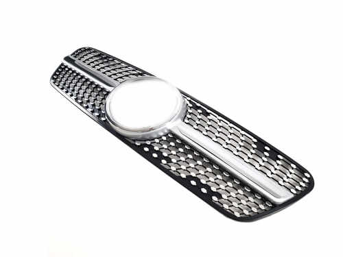 Грати радіатора Silver Diamond на Mercedes-Benz ML-Class W163 1997-2005 року