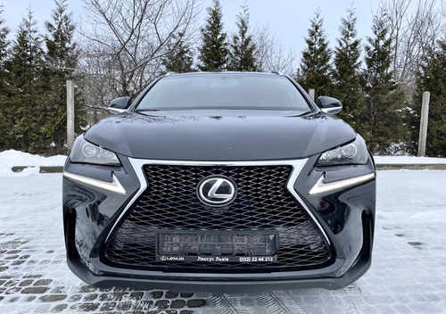 Передній бампер (стиль F-Sport) V2 на Lexus NX 2014-2017 року