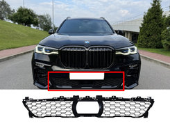 Решетки в бампер на BMW X7 G07 2018-2022 года