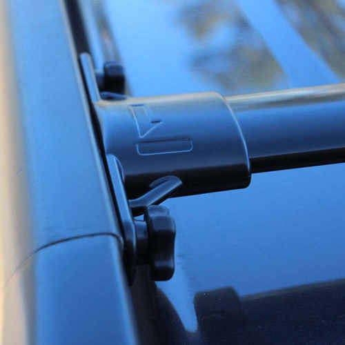 Поперечные рейлинги для Toyota Land Cruiser 200 2007-2021 цвет черный