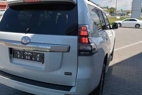 Задні димчасті ліхтарі Toyota Land Cruiser Prado 150 2009-2017