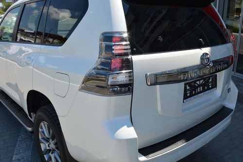 Задні димчасті ліхтарі Toyota Land Cruiser Prado 150 2009-2017