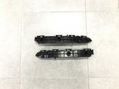 Кріплення переднього бампера 521166022 / 5211560180 Lexus LX 570 2008-2015 пластик 2 шт.