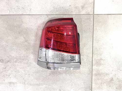 Зовнішній лівий ліхтар Lexus LX 570 рестайлінг 2012+