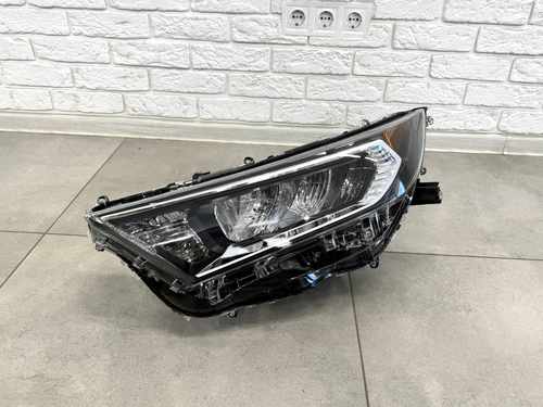 Фара ліва хром Toyota Rav-4 LE USA 2018-2021