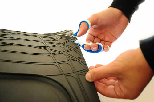 Універсальний коврик багажника S 140x80cm (Stingray, гума)