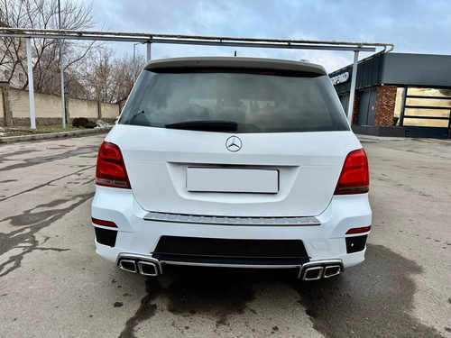 Задній бампер AMG-Style для Mercedes GLK сlass X204
