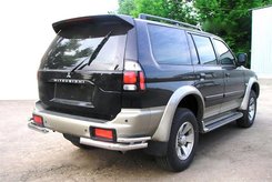Задні подвійні куточки (2 шт, нерж) для Mitsubishi Pajero Sport 1996-2007