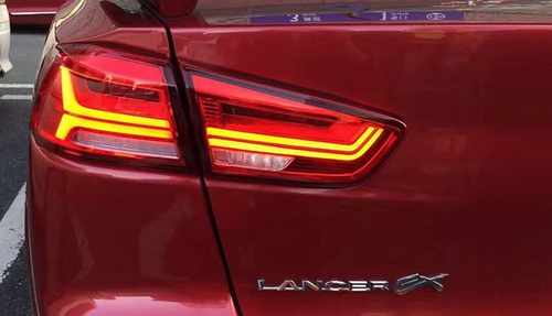 Задні ліхтарі червоні A6 стиль для Mitsubishi Lancer X