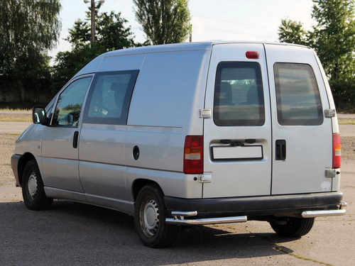 Задні подвійні куточки AK003-подвійний (нерж) для Citroen Jumpy 1996-2007 років