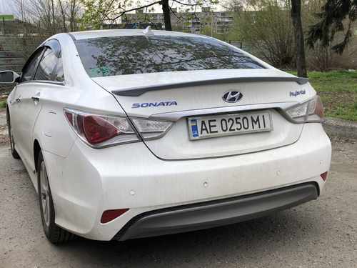Спойлер ліп багажника Hyundai Sonata 2010-2014 АБС пластик під фарбування