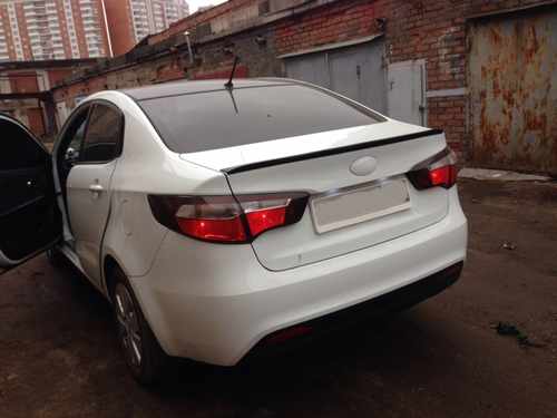Спойлер ліп багажника (шабля) KIA RIO 2011-ABS пластик під фарбування