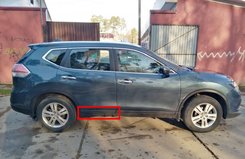 Молдінг двері Nissan X-Trail 32 / Rogue 2014-2016 задній правий