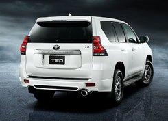 Юбка заднего бампера TRD Toyota Land Cruiser Prado 150 2017-2022 цвет черный (боковые углы + центр вставка) 3 части
