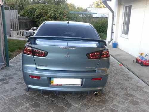 Задні ліхтарі чорні для Mitsubishi Lancer X