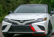 Накладка бампера нижня ліва Toyota Camry SE / XSE 70 2018+