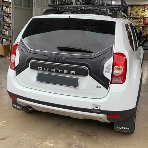 Пластикова накладка на кришку багажника для Renault Duster 2008-2017 рр.