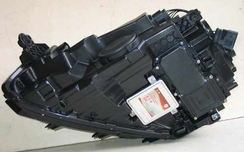 Передні фари тюнінг ксенон SY для Volkswagen Passat B8 USA