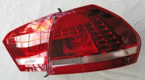 Задні ліхтарі LED червоні для Volkswagen Passat B7 USA