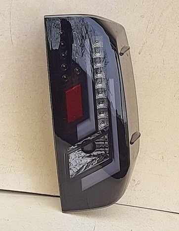 Задні ліхтарі LED чорні WJ1 для Toyota Tundra 2014
