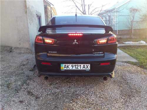 Задні ліхтарі чорні для Mitsubishi Lancer X