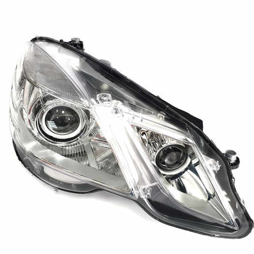 Передні фари Bi-Xenon Adaptive на Mercedes E-Class W212 2009-2013 року