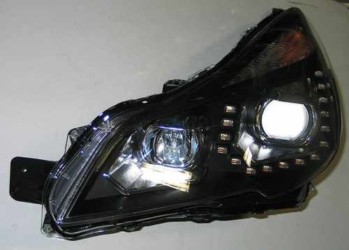 Передні фари ксенон для Subaru Outback 2009-2014