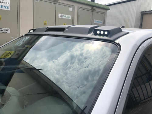Козирок лобового скла (Meliset LED V1) для Nissan Navara/NP300 2016↗