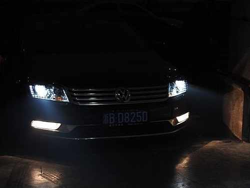 Передні фари тюнінг ксенон для Volkswagen Passat B7 2010-2015