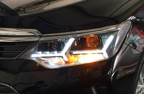 Передние фары ксенон ,фары тюнинг Y стиль 2015 для Toyota Сamry V55 2014-2017
