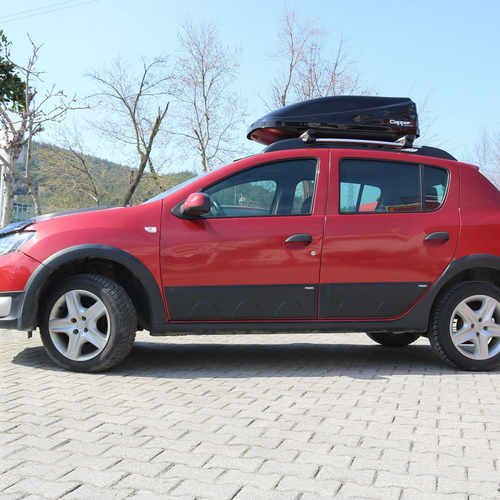 Молдинги (4 шт, ABS) для Renault Sandero 2013↗ рр.