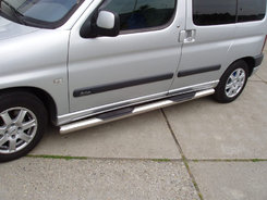 Бічні труби (2 шт., нерж.) Ø42, без пластикових підставок для Citroen Berlingo 1996-2008 рр
