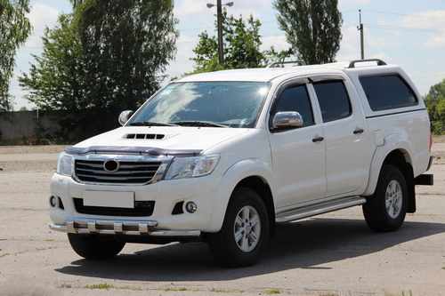 Передній захист ST015 (нерж.) для Toyota Hilux 2006-2015 