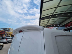 Спойлер розпашні двері (під фарбування) для Ford Courier 2014-2023 рр