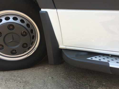 Бризковики Begel Передні (для 1 і 2 каткового) для Mercedes Sprinter, Volkswagen Crafter 2006-2018 років.